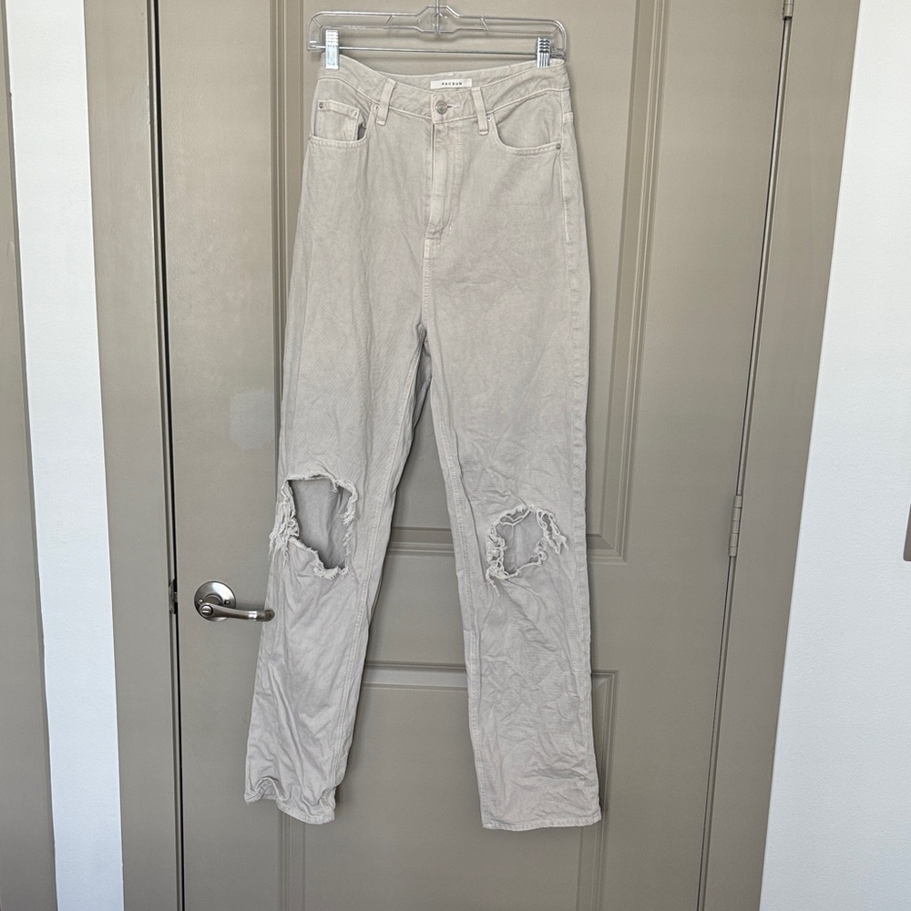 Distressed Boyfriend Jeans